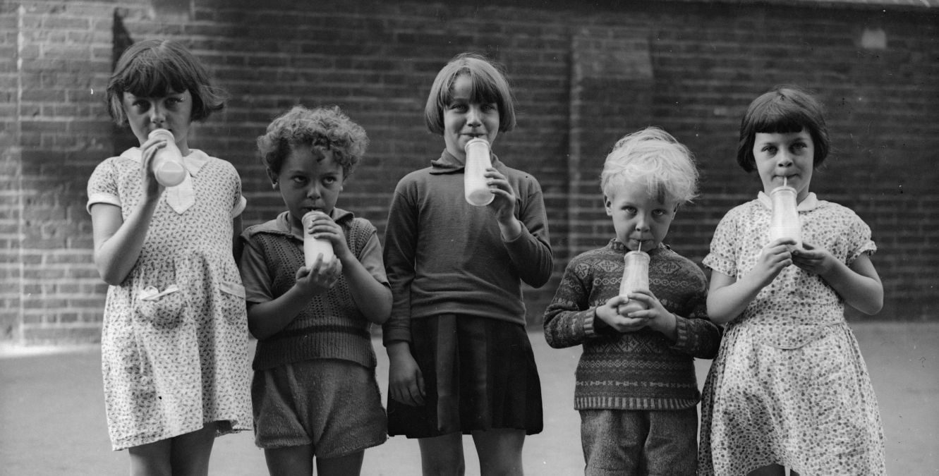 kids enjoying milk